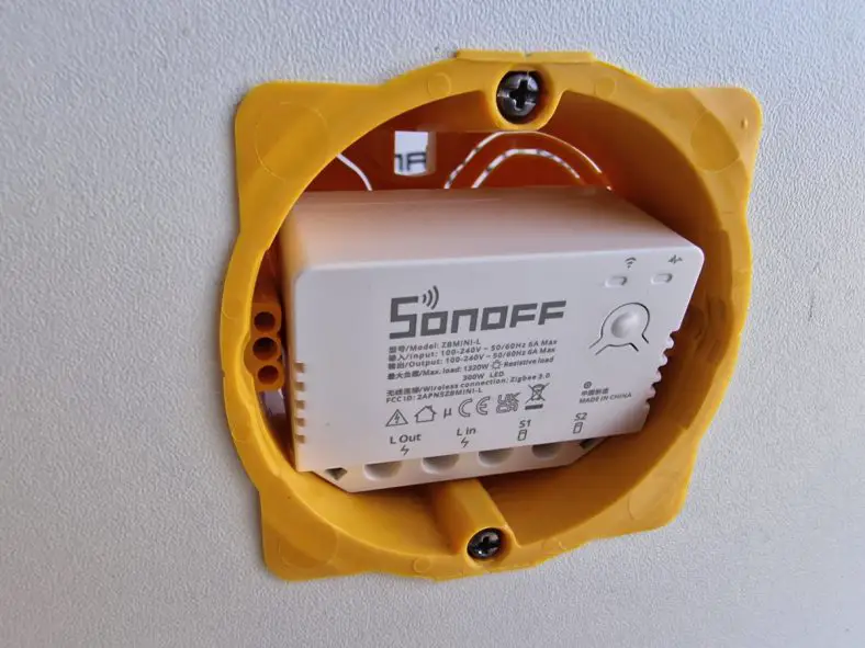 Test Sonoff Zbmini L Le Module Zigbee Sans Neutre Compatible Hue Et